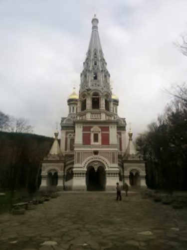 orthodoxe Kirche in der Landschaft, Bulgarien