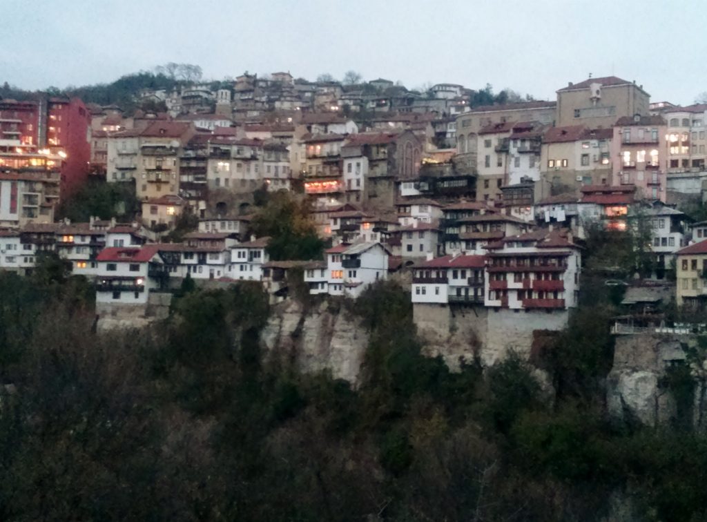 Stadt auf Hügel gelegen, Bulgarien Kultur Reise