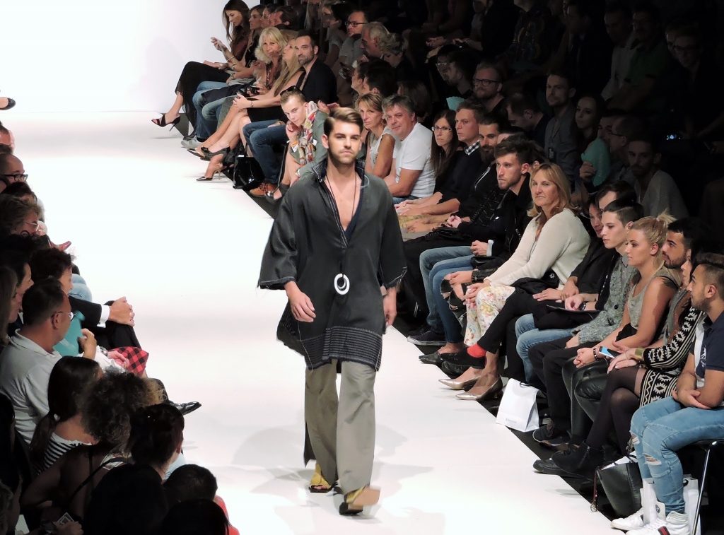Vienna Fashion Week mit Männer Model