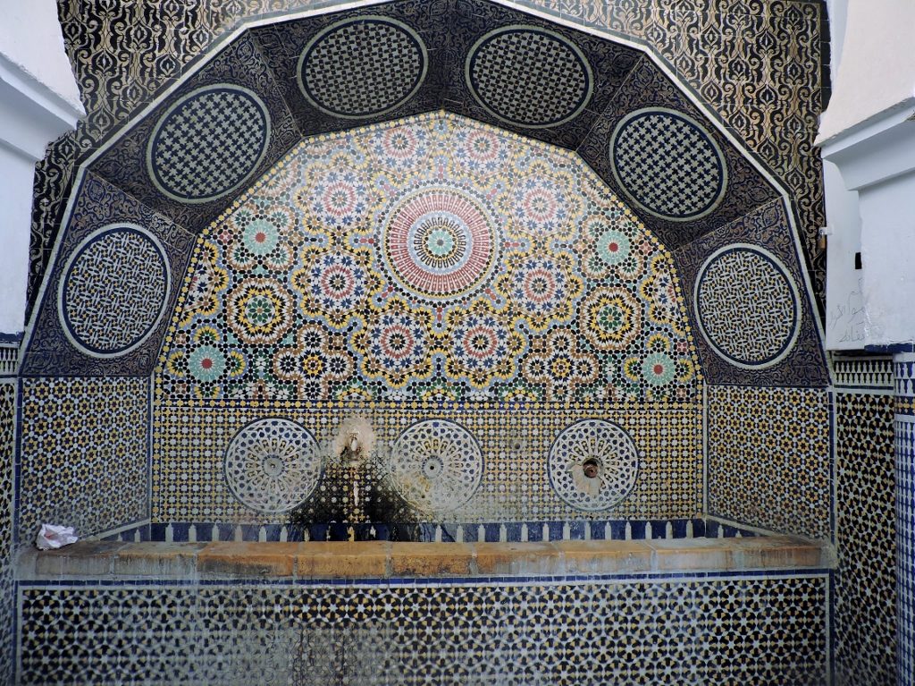 orientalischer Brunnen in Fes