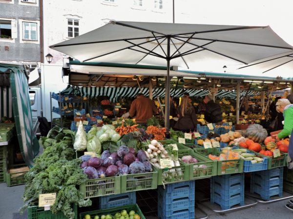 Gemüsestand am Alten Markt_Salzburg