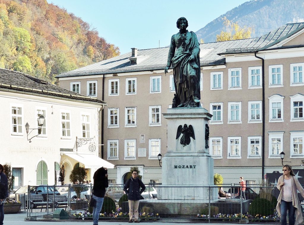 Mozartstatue, Mozart - Salzburg Sehenswürdigkeiten
