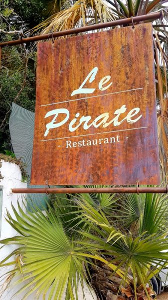 Restaurant namens Le Pirate