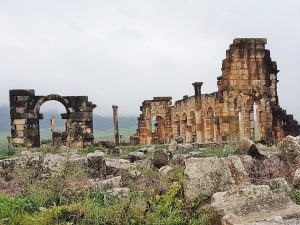 Ruinen einer antiken Tempelanlage