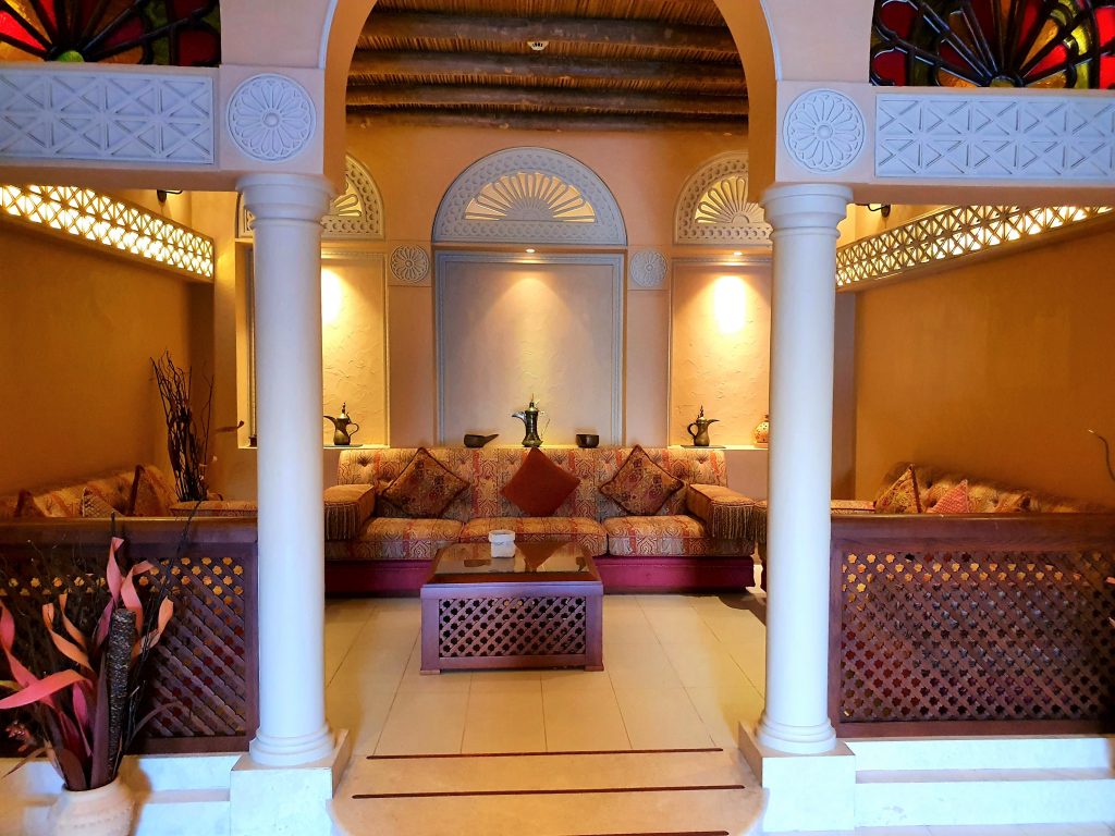 orientalischer Salon im Emirates Palace Hotel