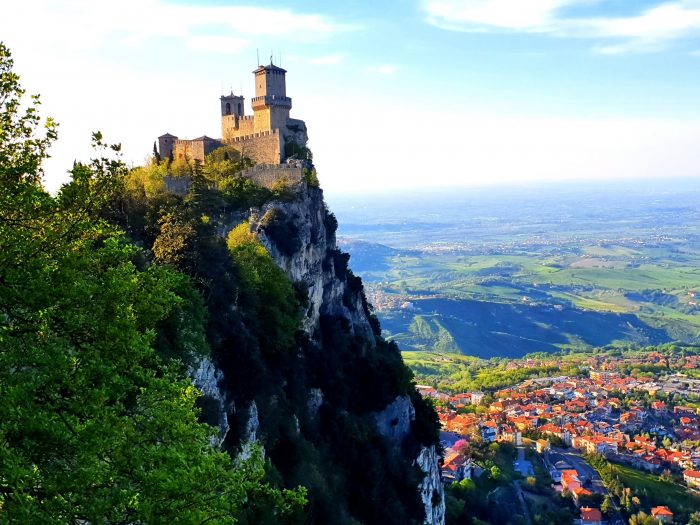 Wehrturm auf Felsen, San Marino Sehenswürdigkeiten