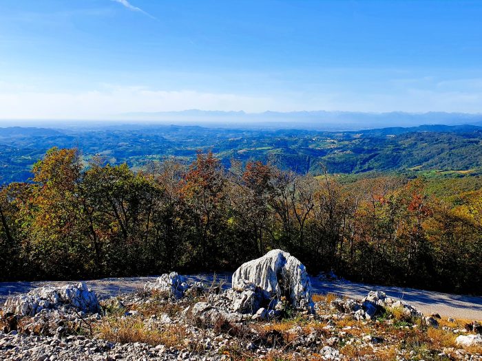 Weitblick vom Berg Sabotin Slowenien