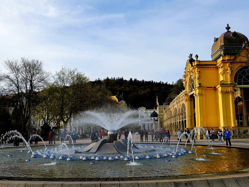 ein prächtiger Springbrunnen im Bäderdreieck Tschechien