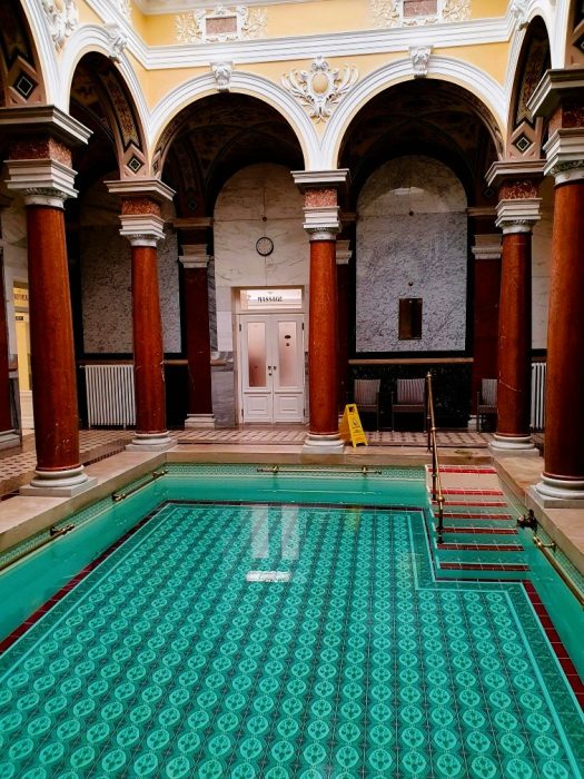 Römisches Bad im Bäderdreieck Tschechien