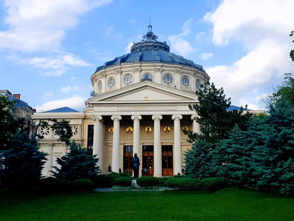 historisches Gebäude in Form eines Tempels, Bukarest Reisetipps