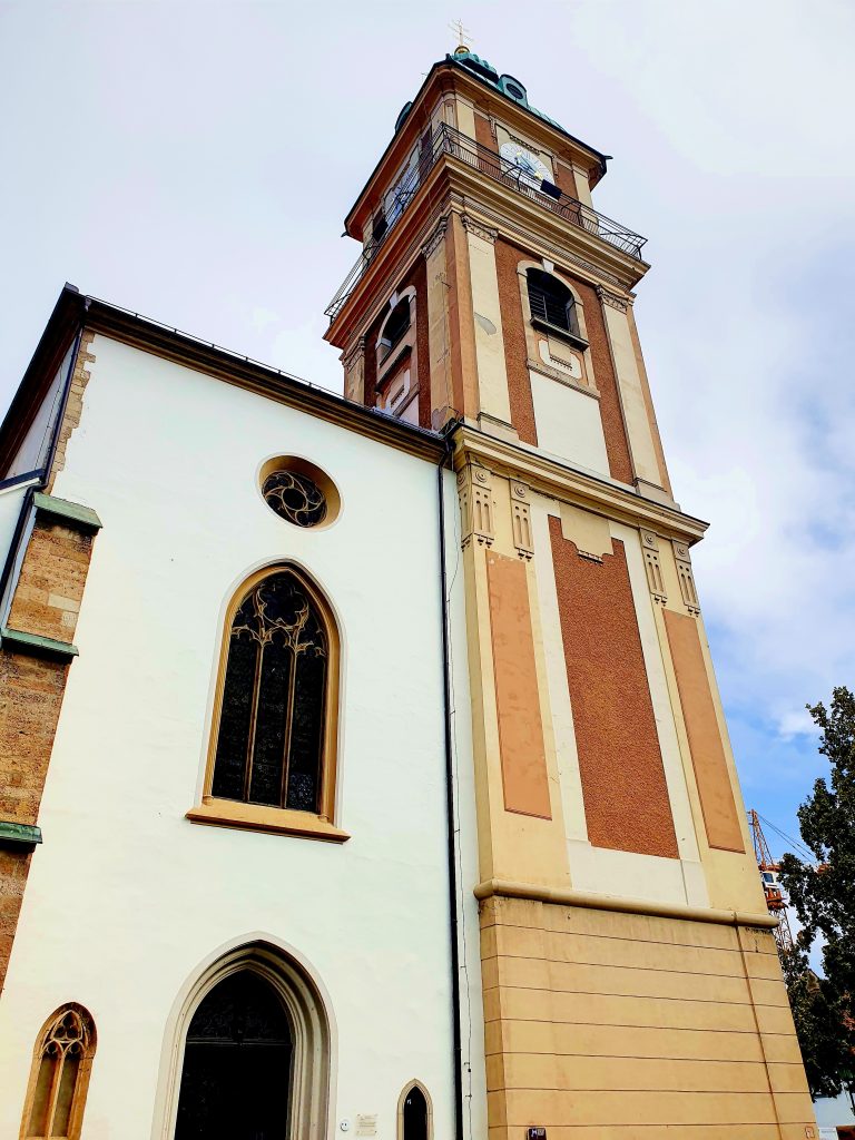 Turm einer Kathedrale